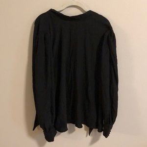 H&M black open back blouse xxl